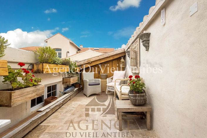 Image No.20-3 Bed Apartment for sale