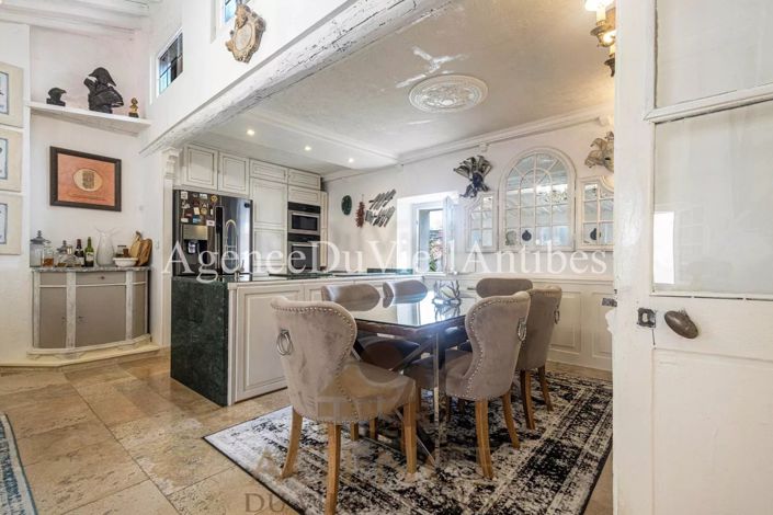 Image No.7-3 Bed Apartment for sale