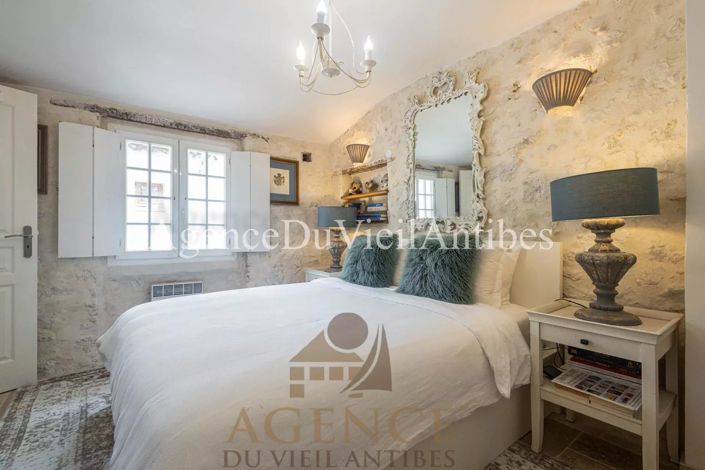 Image No.8-3 Bed Apartment for sale