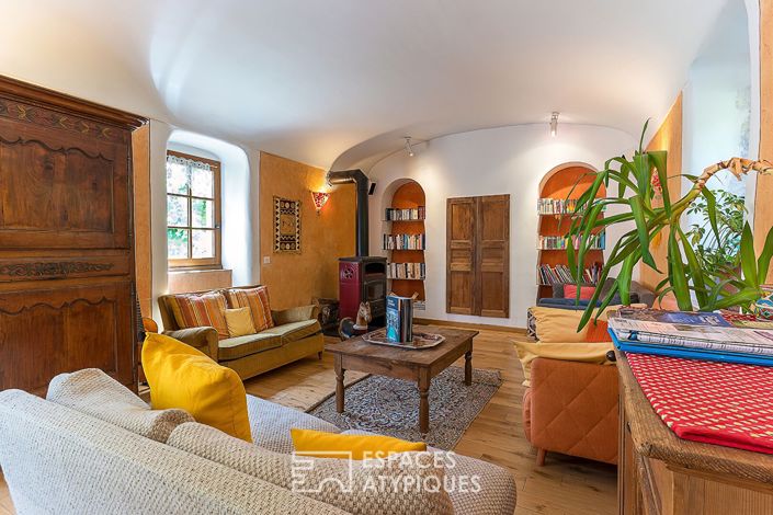 Image No.6-5 Bed Property for sale