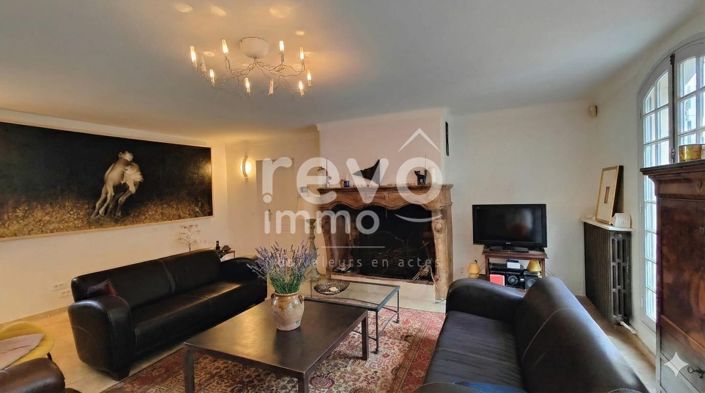 Image No.5-5 Bed House for sale