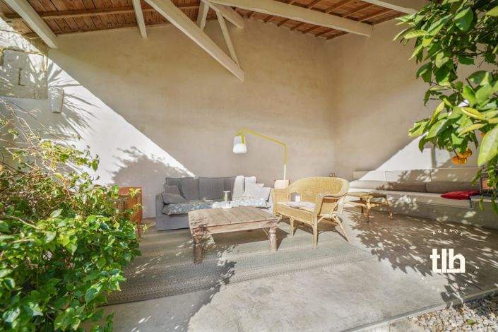 Image No.13-5 Bed Property for sale
