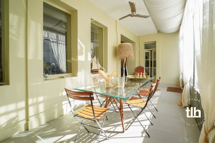 Image No.21-5 Bed Property for sale