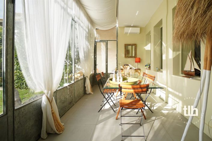 Image No.22-5 Bed Property for sale