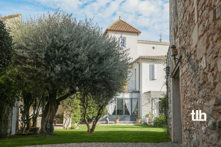 Image No.5-5 Bed Property for sale