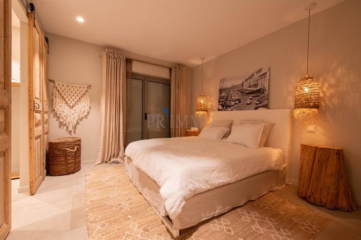 Image No.15-4 Bed House for sale