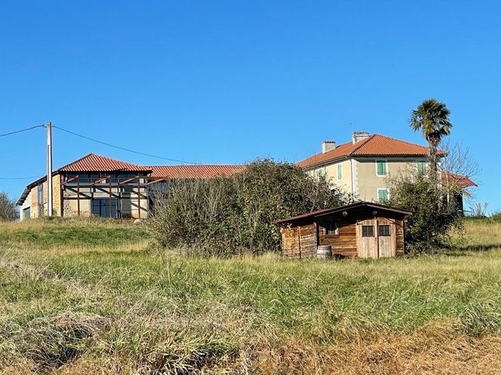 Image No.16-6 Bed House for sale