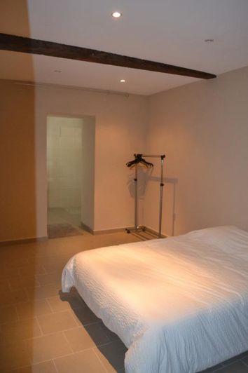Image No.19-6 Bed House for sale