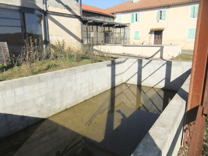 Image No.30-6 Bed House for sale