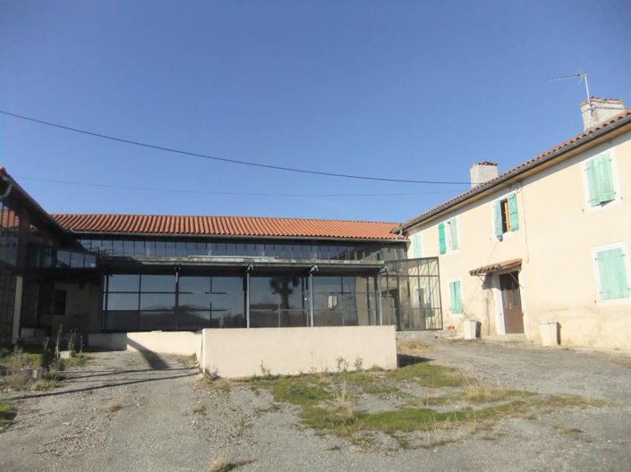 Image No.5-6 Bed House for sale