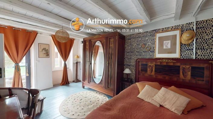 Image No.8-7 Bed House for sale