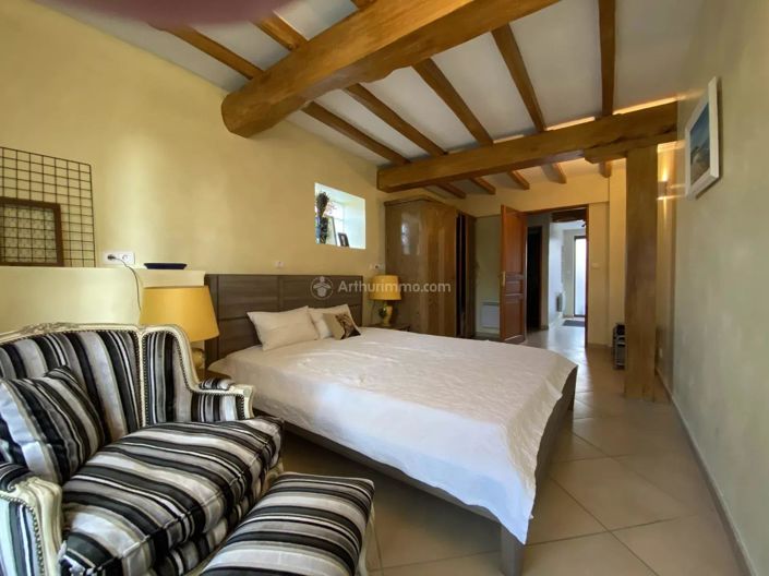 Image No.6-4 Bed House for sale