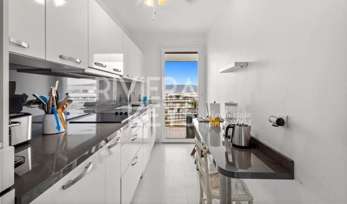 Image No.8-3 Bed Apartment for sale