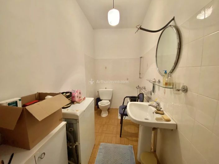 Image No.7-2 Bed House for sale