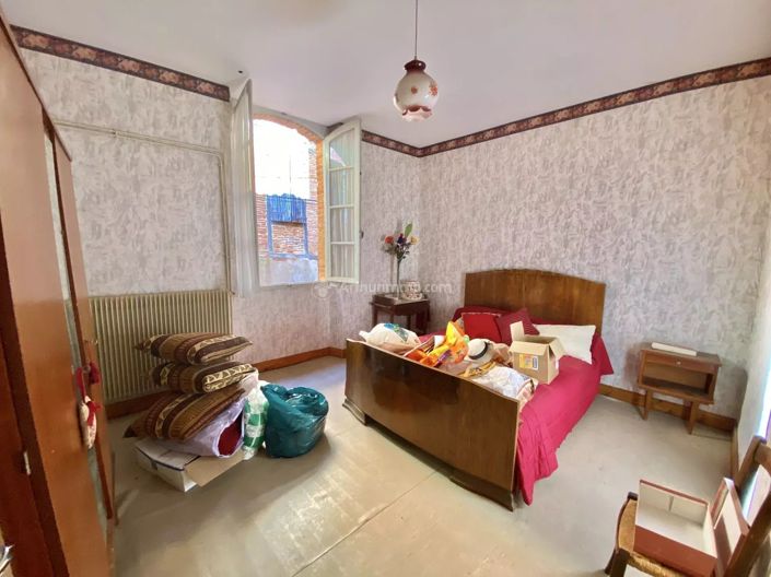 Image No.8-2 Bed House for sale