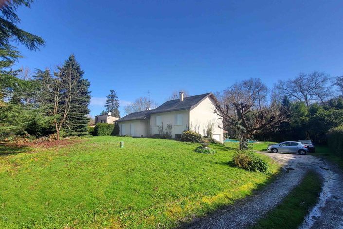 Image No.10-3 Bed House for sale