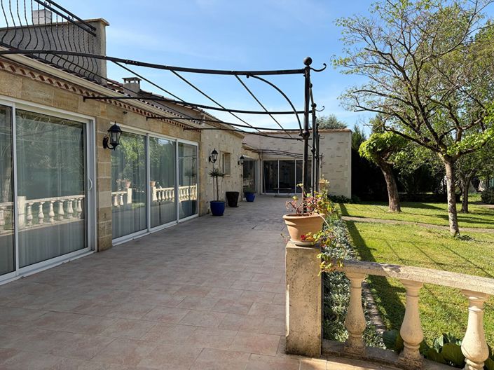 Image No.15-4 Bed House for sale