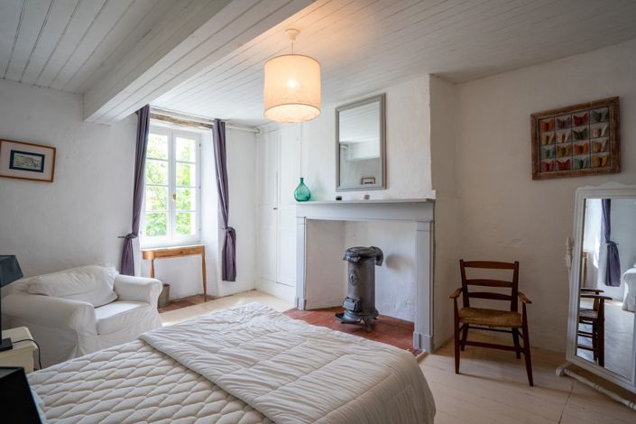 Image No.13-4 Bed House for sale