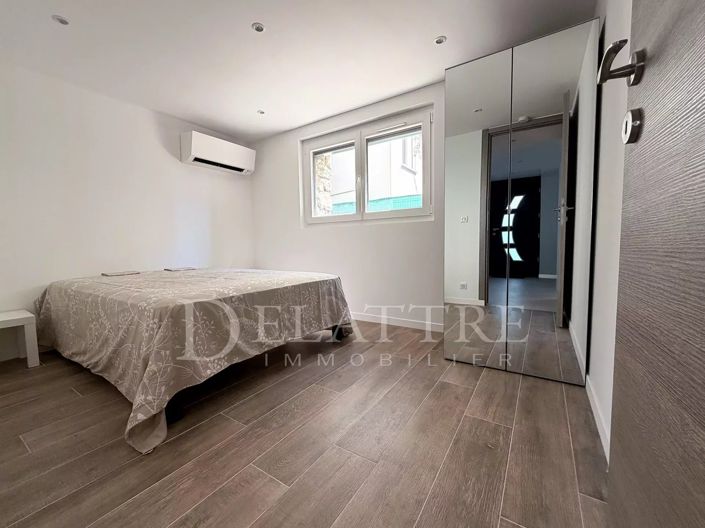 Image No.10-4 Bed House for sale