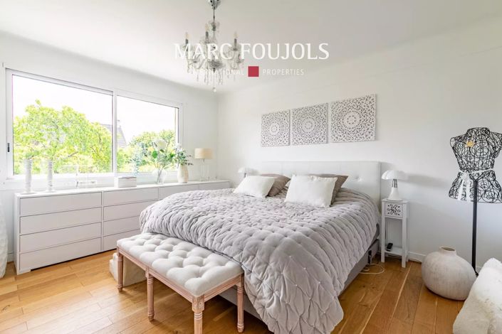 Image No.11-7 Bed House for sale