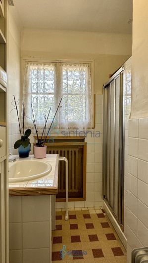 Image No.15-6 Bed House for sale