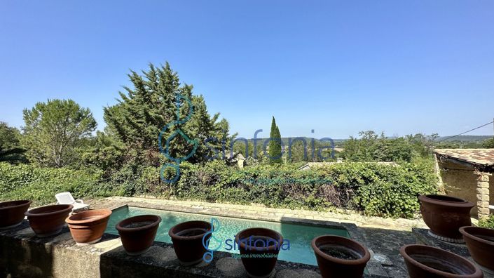 Image No.19-6 Bed House for sale