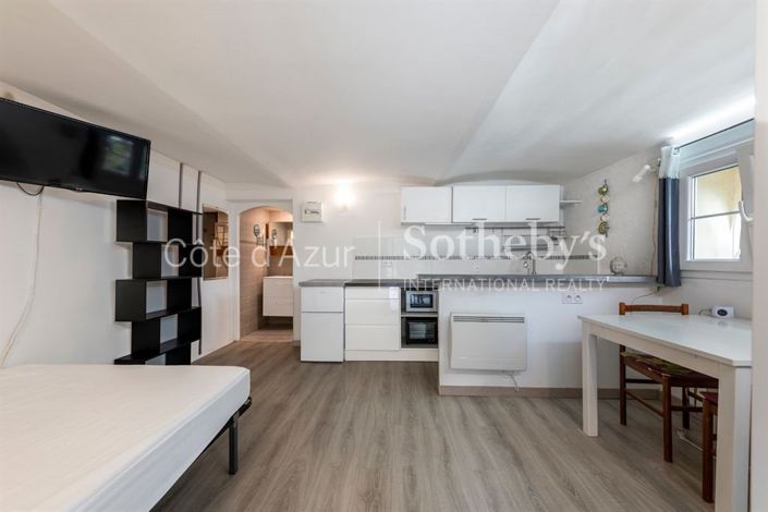 Image No.15-5 Bed House for sale