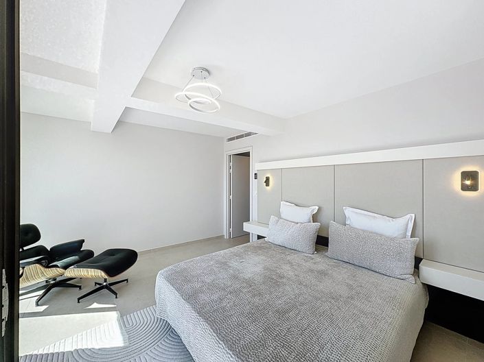 Image No.30-3 Bed House for sale