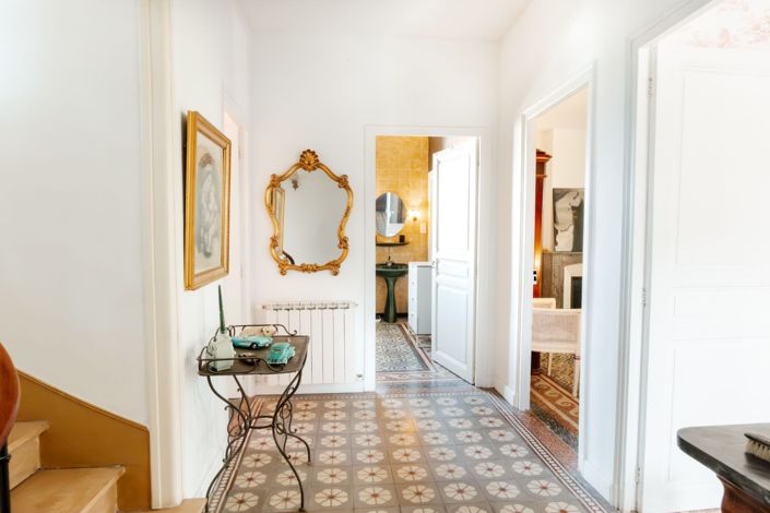 Image No.6-7 Bed House for sale