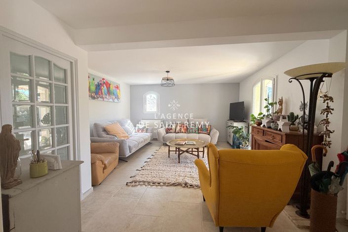 Image No.8-3 Bed House for sale