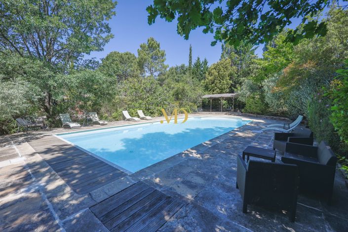 Image No.10-5 Bed House for sale