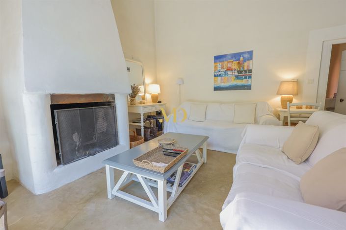 Image No.16-5 Bed House for sale