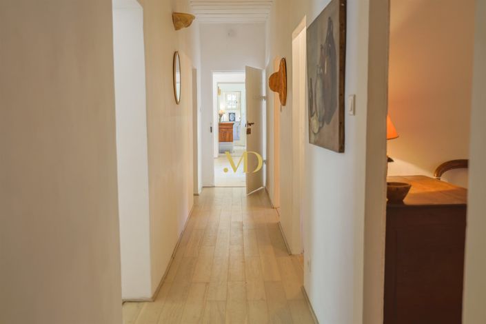 Image No.19-5 Bed House for sale
