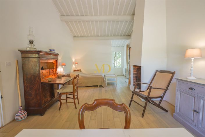 Image No.24-5 Bed House for sale