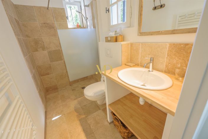 Image No.31-5 Bed House for sale