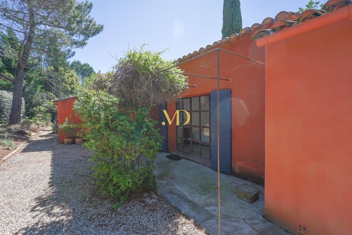Image No.43-5 Bed House for sale