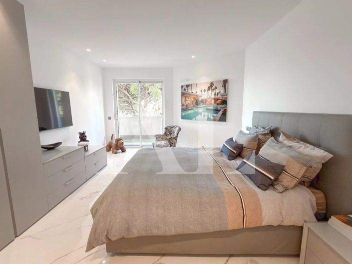 Image No.7-Appartement de 4 chambres à vendre à Golfe Juan