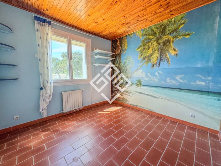 Image No.14-5 Bed House for sale