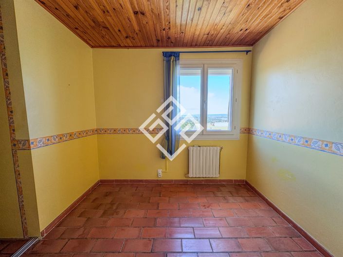 Image No.15-5 Bed House for sale