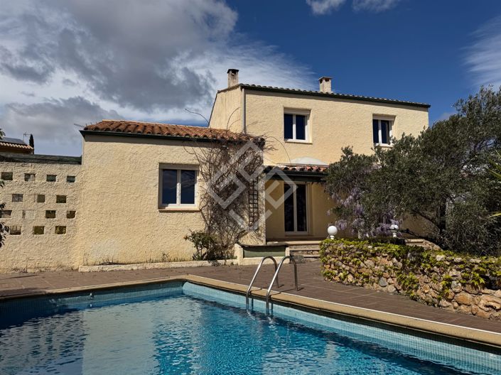 Image No.20-5 Bed House for sale