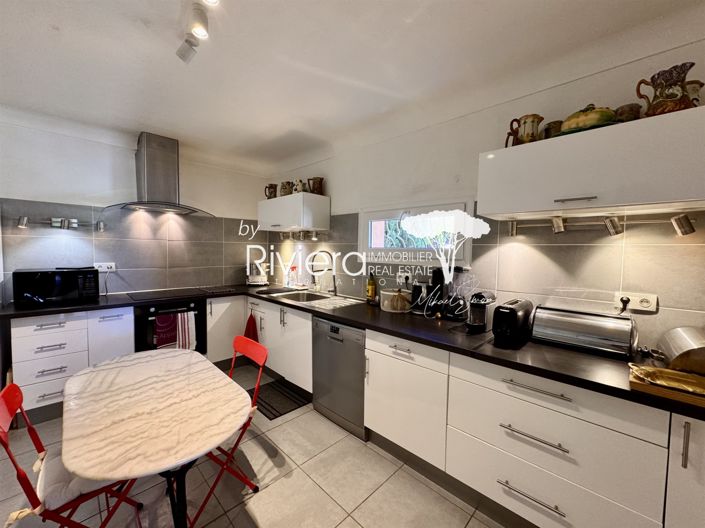 Image No.13-6 Bed House for sale