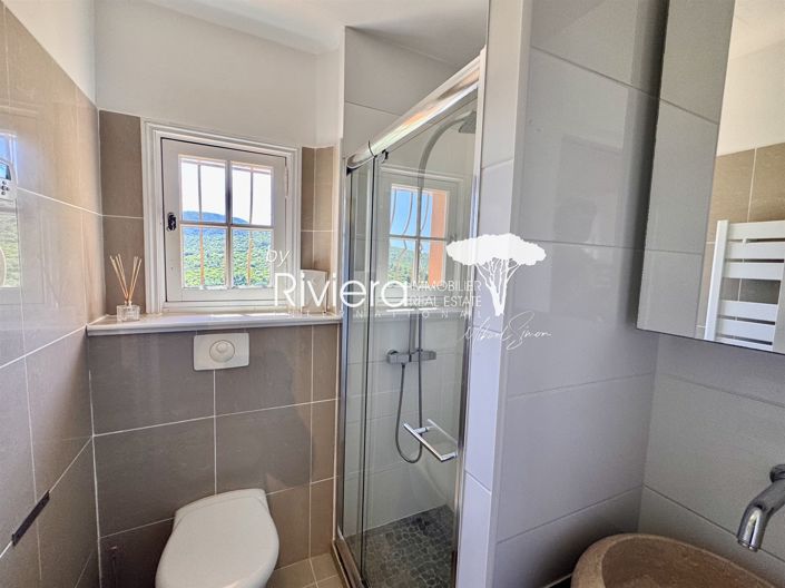 Image No.19-6 Bed House for sale