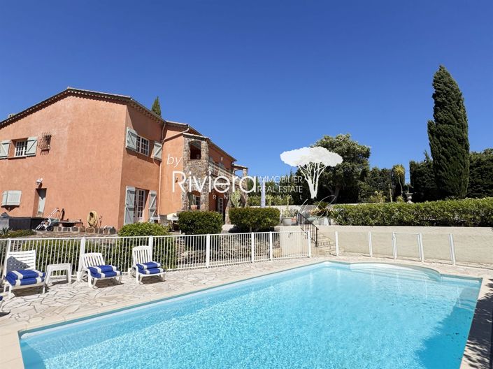 Image No.4-6 Bed House for sale