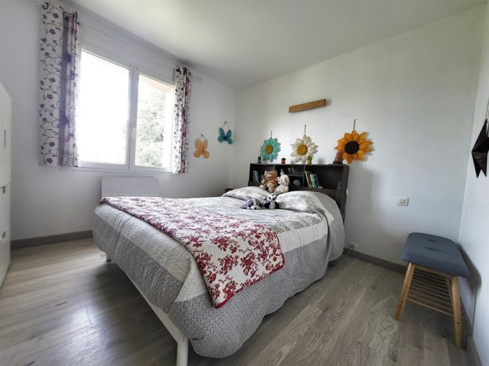 Image No.8-3 Bed House for sale