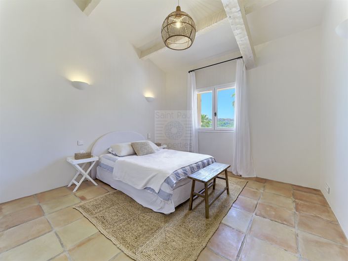 Image No.21-5 Bed House for sale