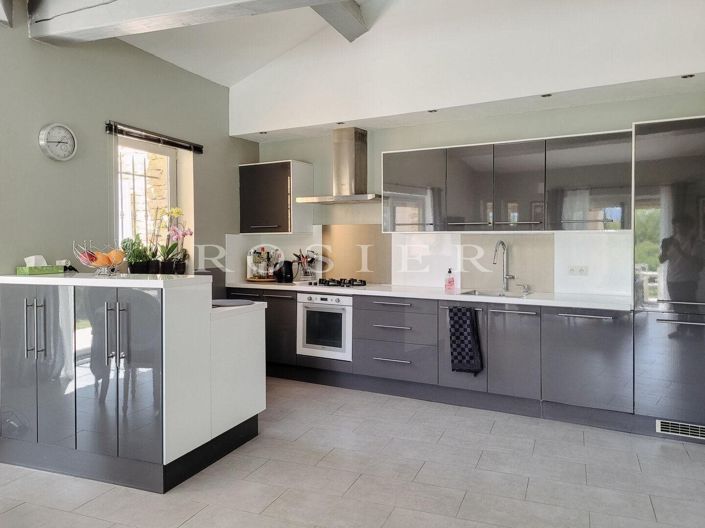 Image No.3-4 Bed House for sale