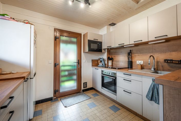 Image No.7-3 Bed House for sale
