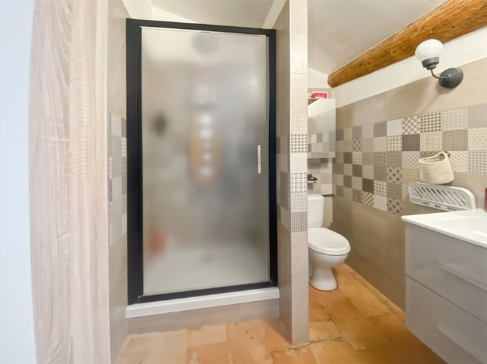 Image No.17-3 Bed House for sale