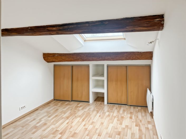 Image No.18-5 Bed House for sale