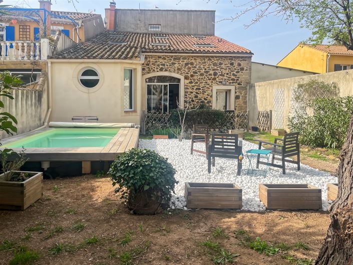 Image No.23-5 Bed House for sale